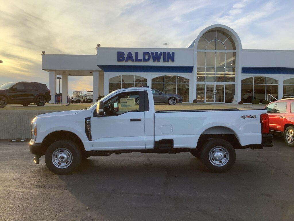 2026 Ford F-250 XL photo 4