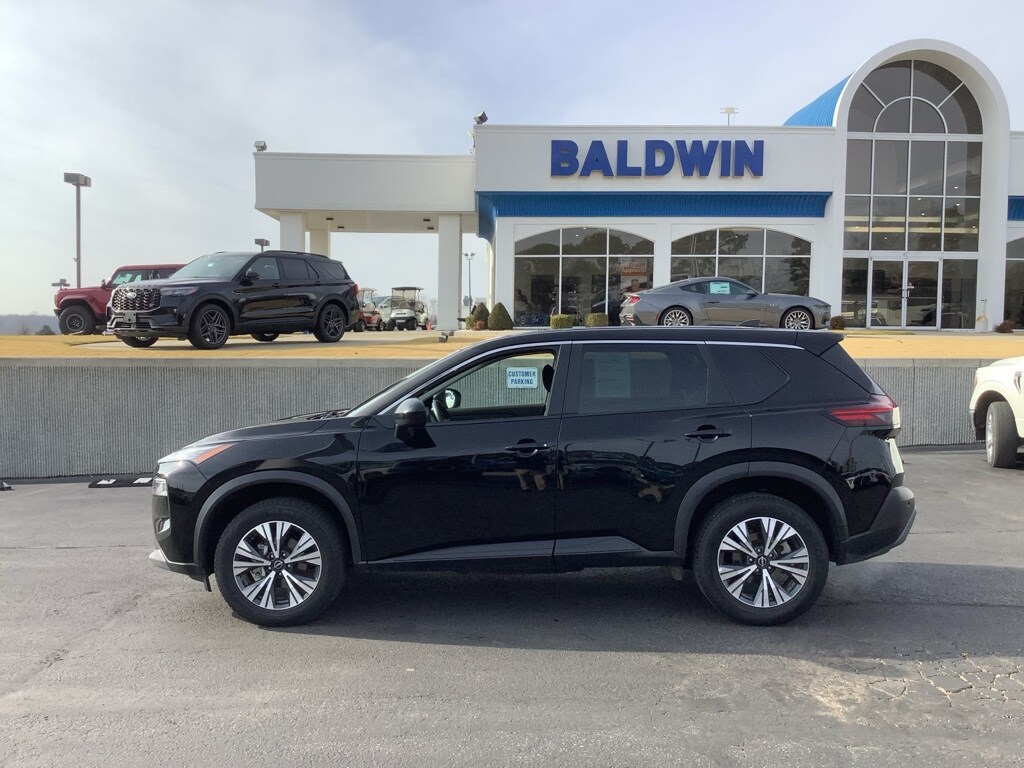Used 2023 Nissan Rogue SV Sport Utility