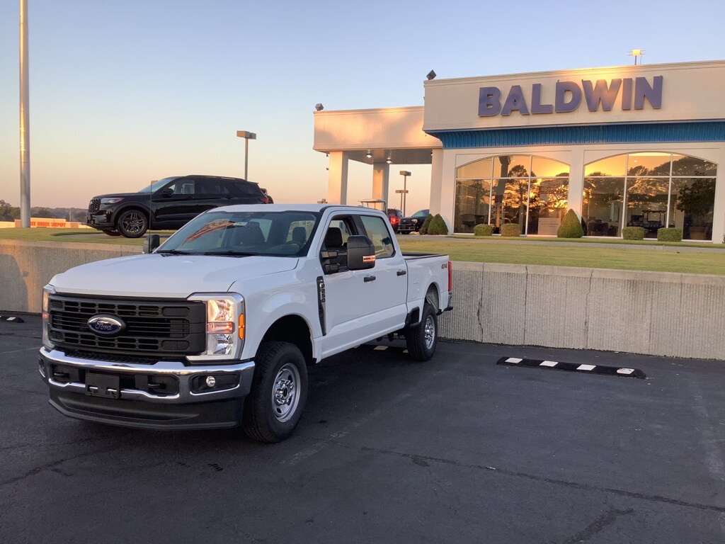 2026 Ford F-250 XL photo 3