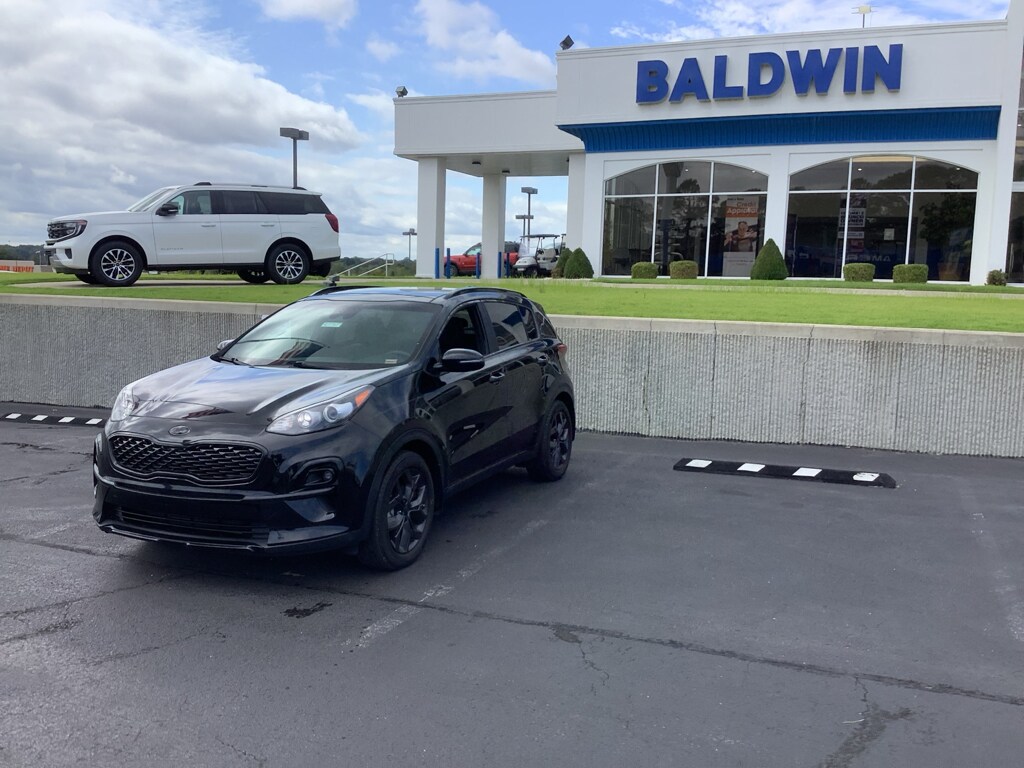 2022 Kia Sportage Nightfall Edition photo 2