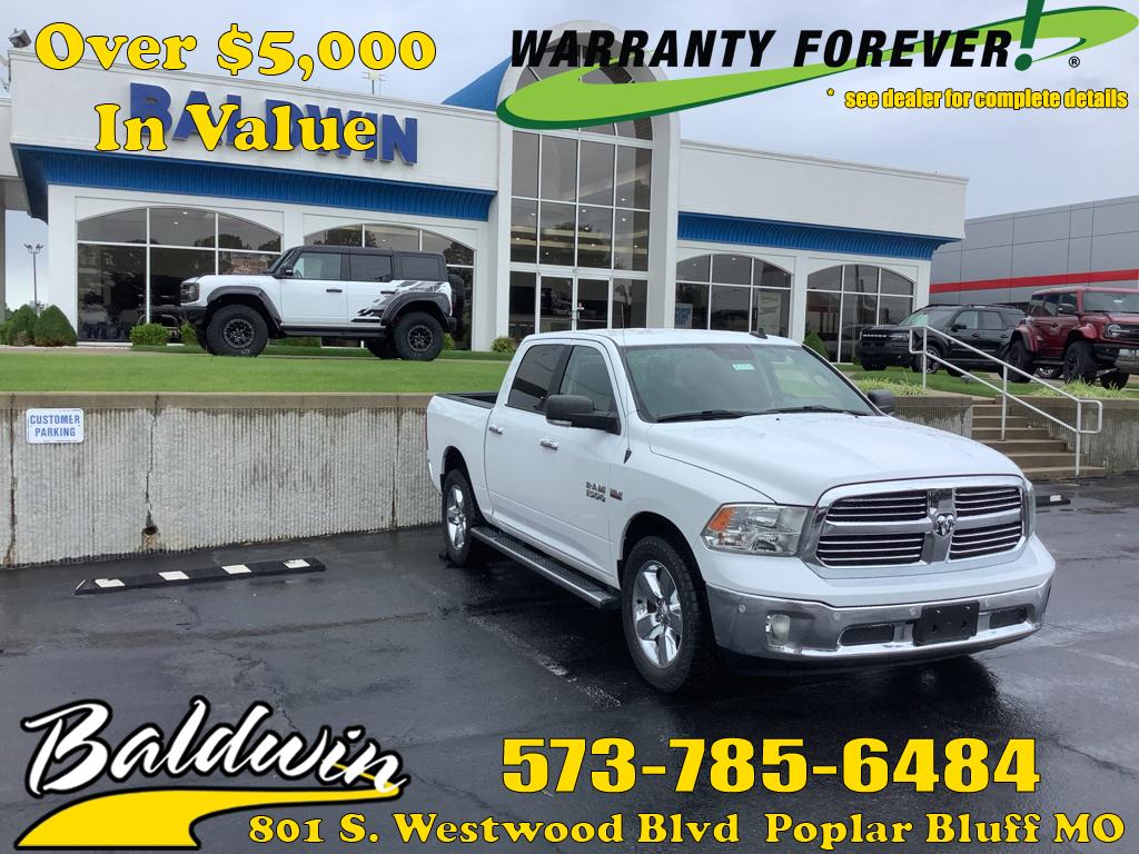 2017 RAM 1500 Big Horn 4x4 Crew Cab 5'7's photo