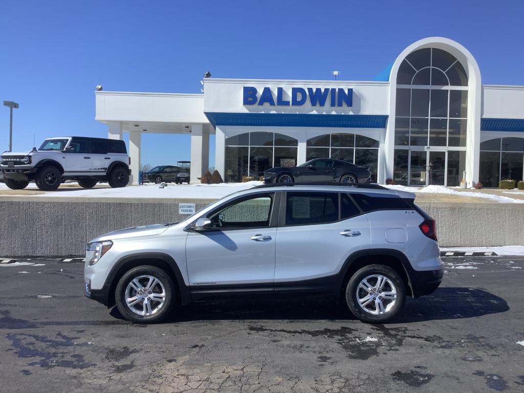 2022 Gmc Terrain SLE photo 4