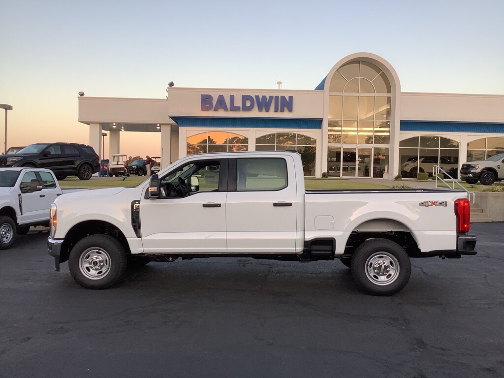 2026 Ford F-250 XL photo 3