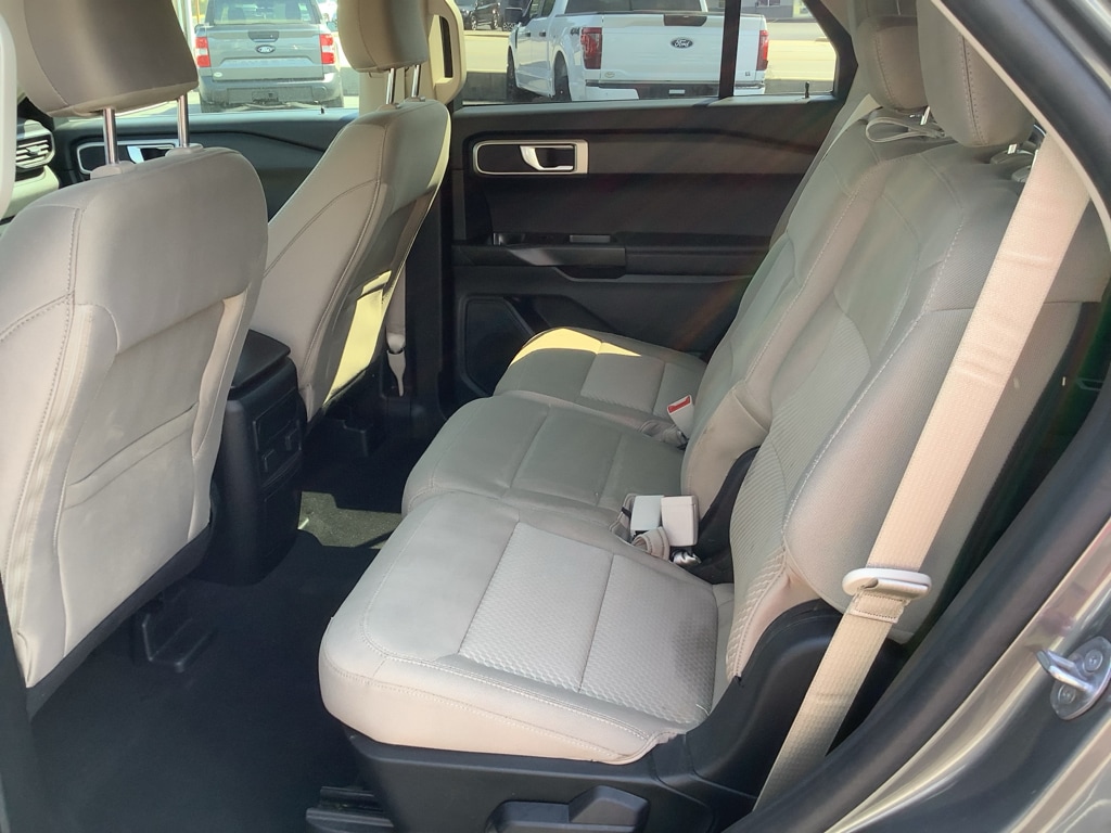 2023 Ford Explorer XLT - Photo 10