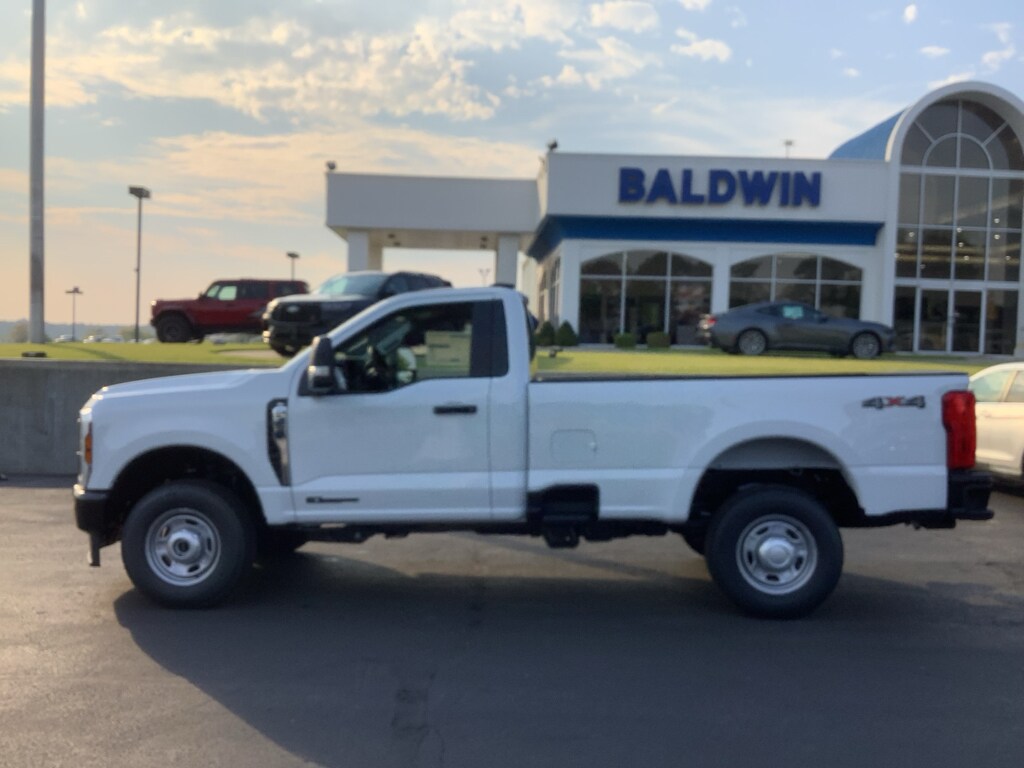 2026 Ford F-350 XL photo 2