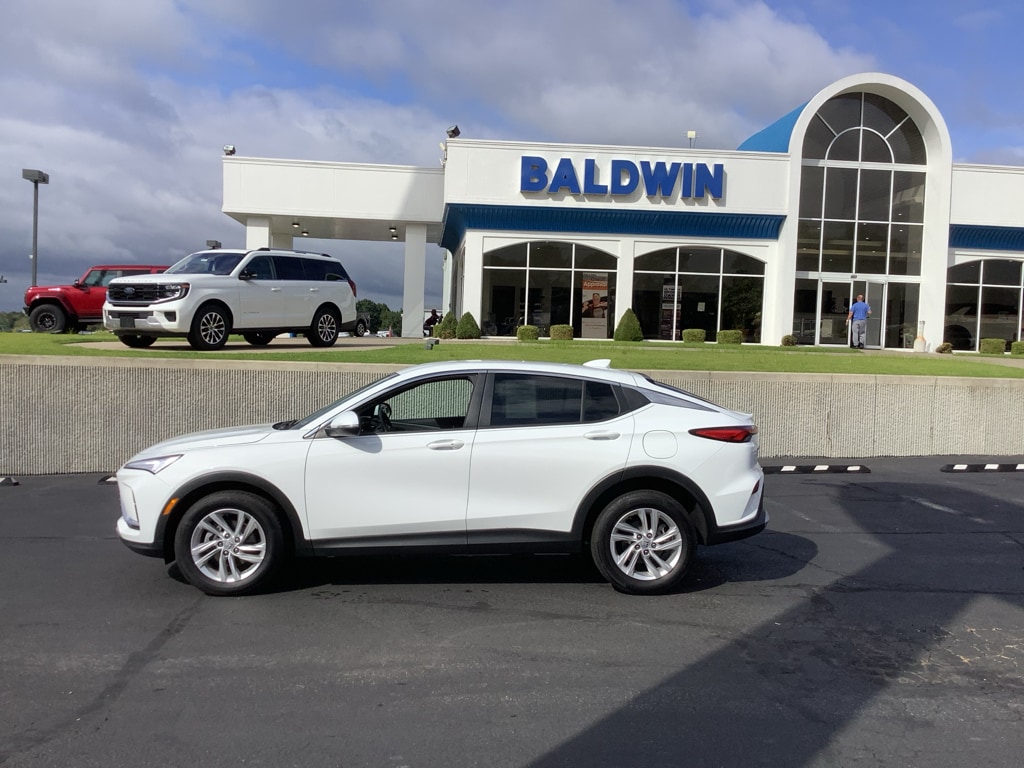 Used 2024 Buick Envista Preferred SUV