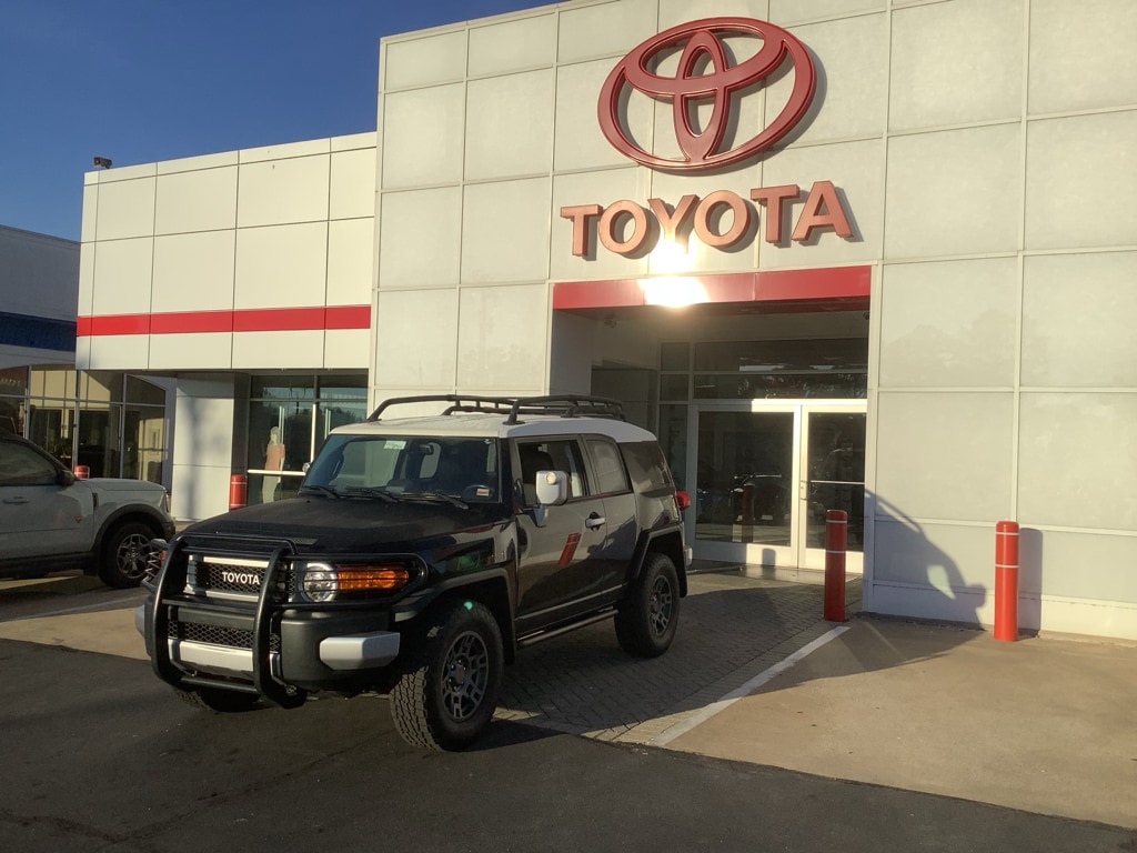 Used 2013 Toyota FJ Cruiser Base (A5) SUV