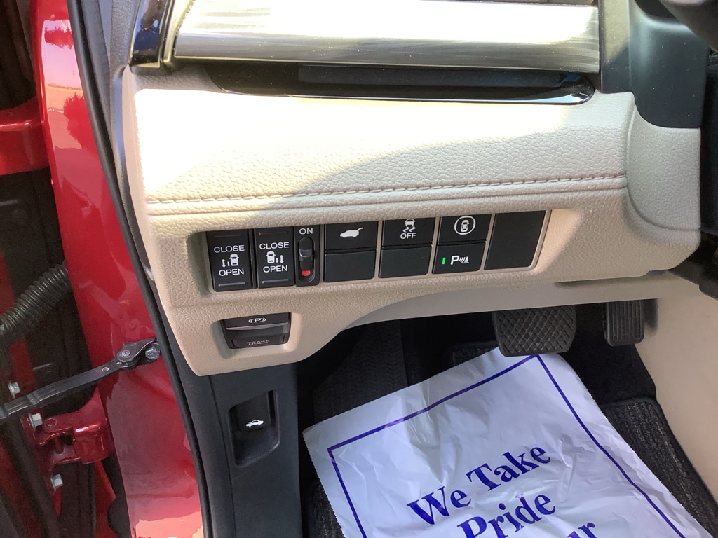 2023 Honda Odyssey Elite - Photo 14