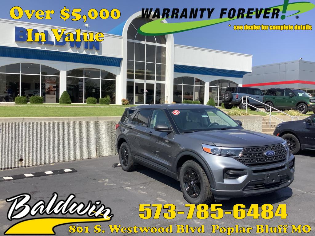 2023 Ford Explorer XLT's photo