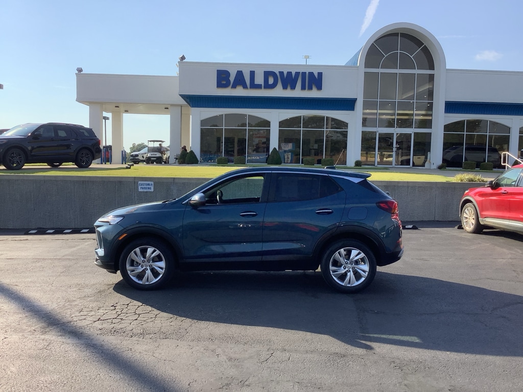 Used 2024 Buick Encore GX Preferred SUV