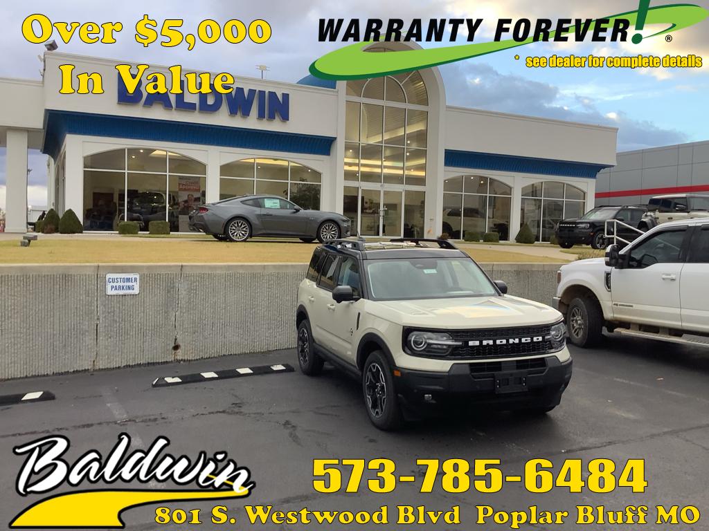 2025 Ford Bronco Sport Outer Banks's photo