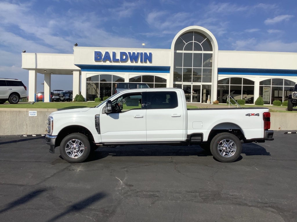 New 2026 Ford F-350 Lariat Truck Crew Cab