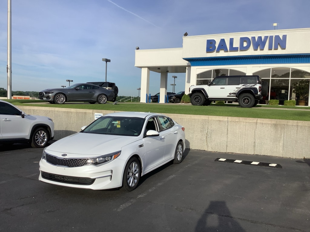 Used 2018 Kia Optima EX Sedan