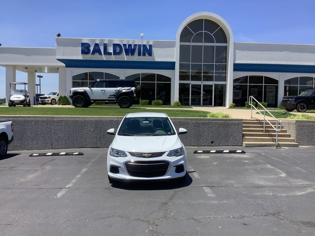 Used 2020 Chevrolet Sonic Premier with VIN 1G1JF5SB6L4120373 for sale in Poplar Bluff, MO