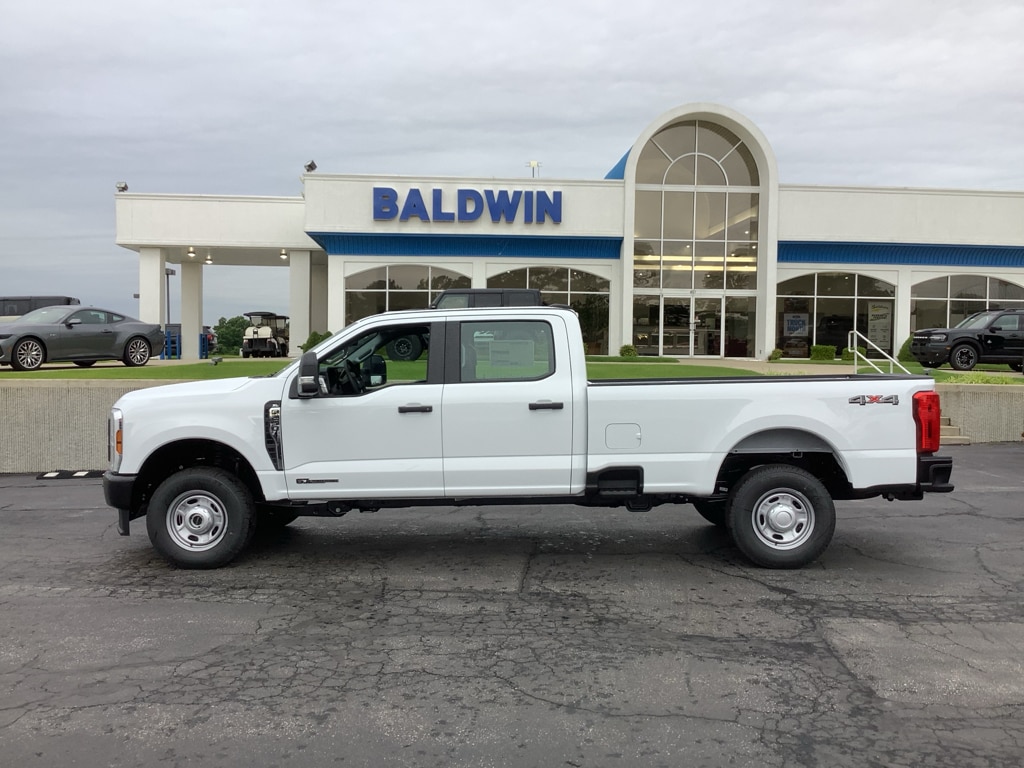 New 2026 Ford F-250 XL Truck Crew Cab