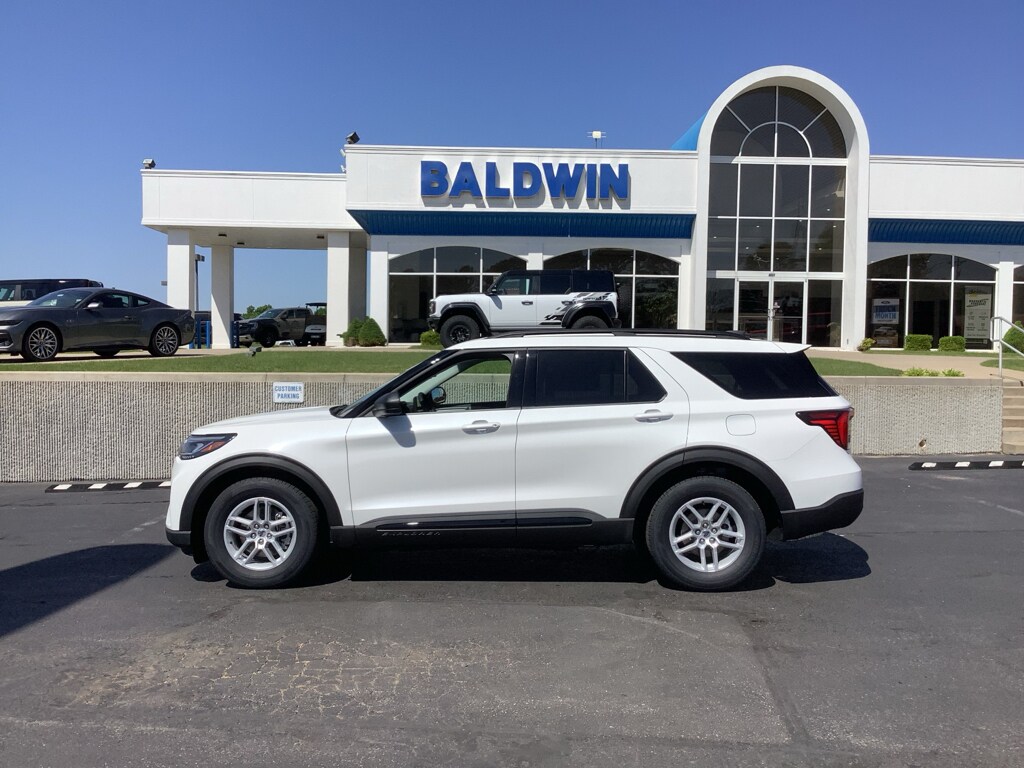 New 2026 Ford Explorer Active w/100A Pkg SUV