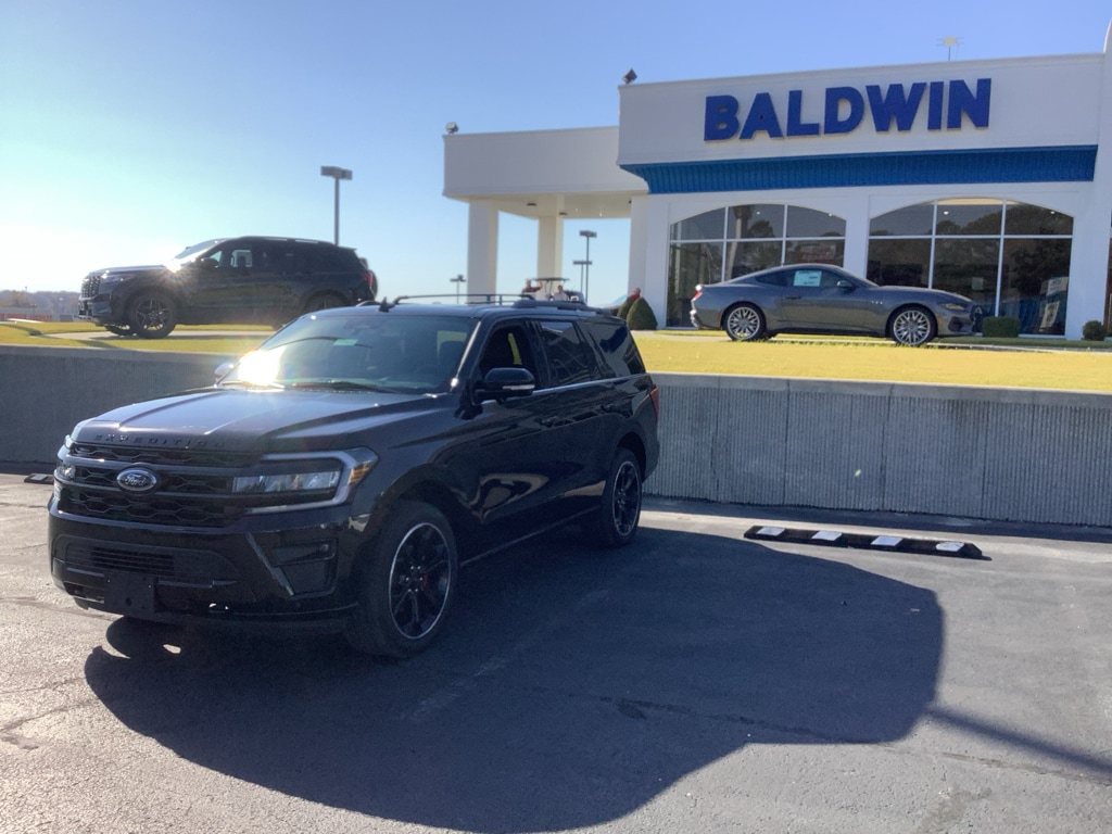 Used 2024 Ford Expedition Limited Sport Utility