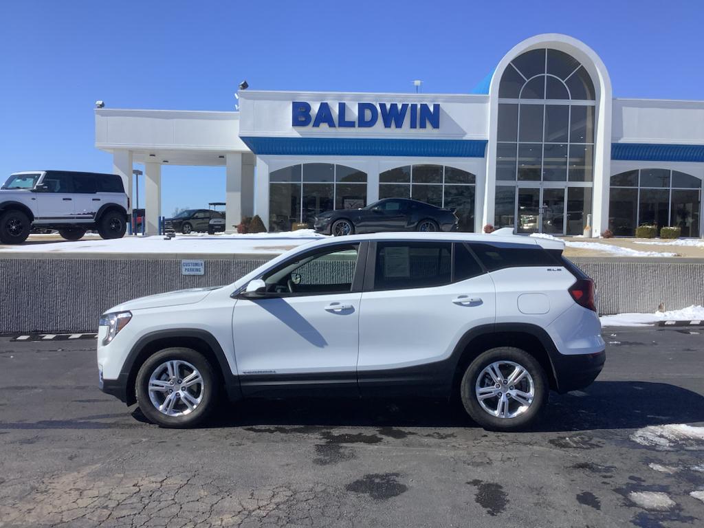 2024 Gmc Terrain SLE photo 4