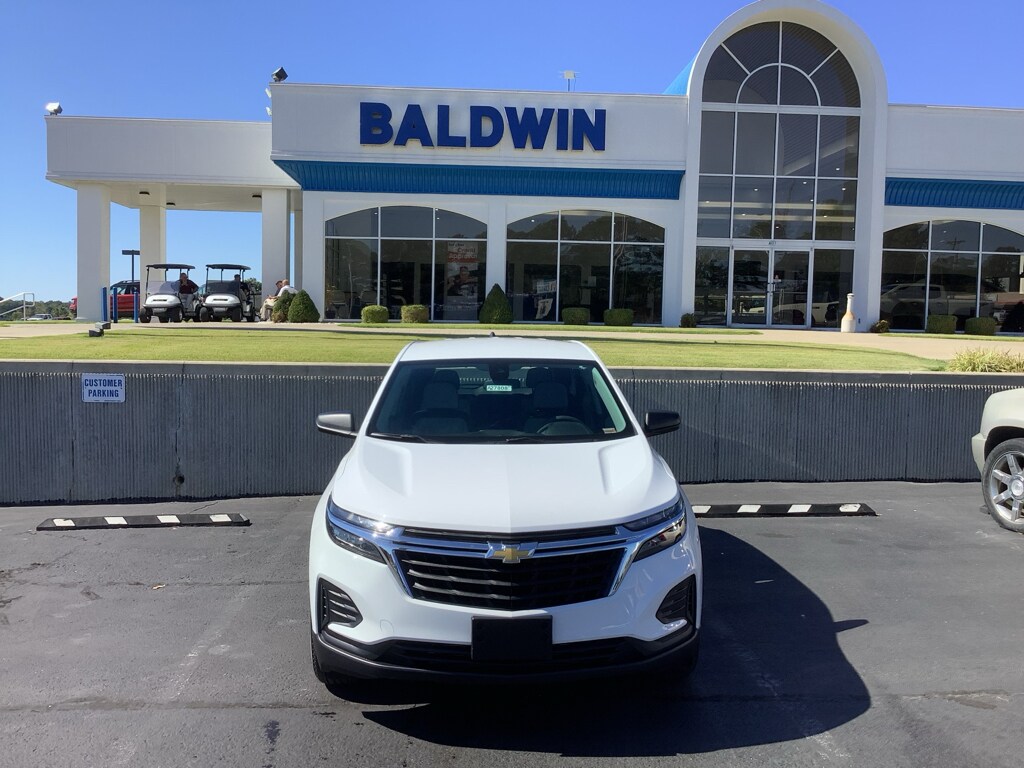 Used 2023 Chevrolet Equinox LS SUV