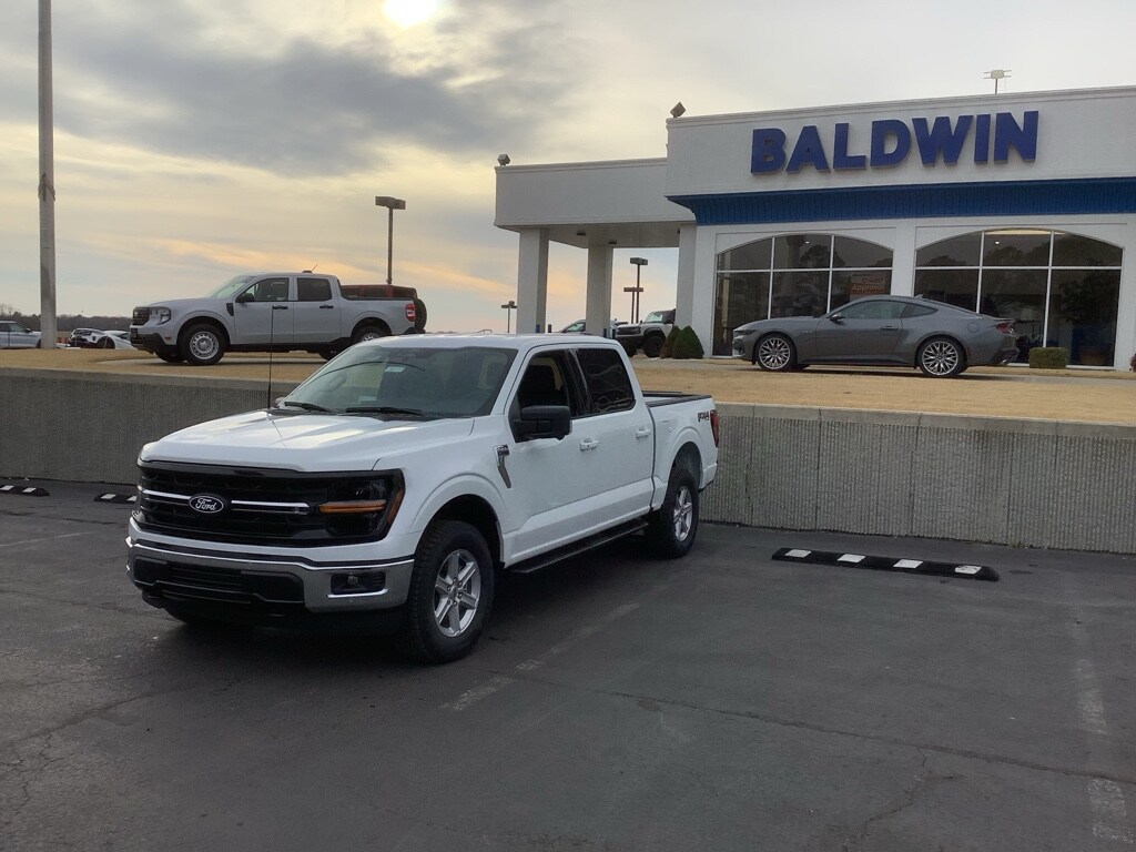 New 2026 Ford F-150 XLT Truck SuperCrew Cab