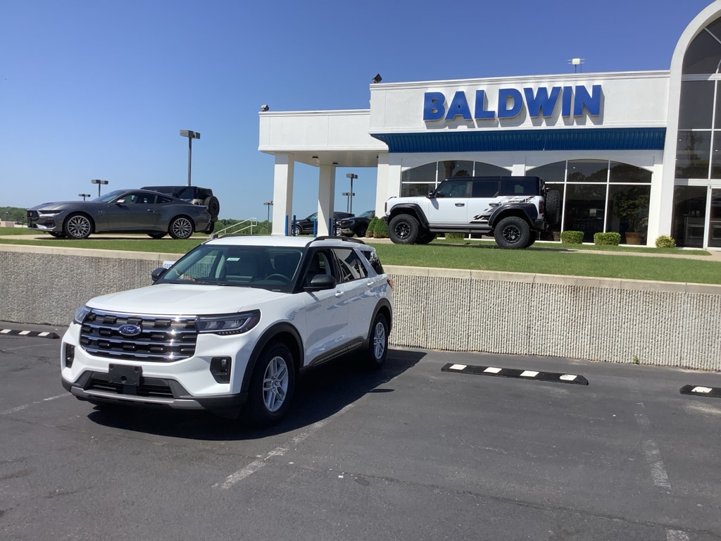 New 2026 Ford Explorer Active w/100A Pkg SUV