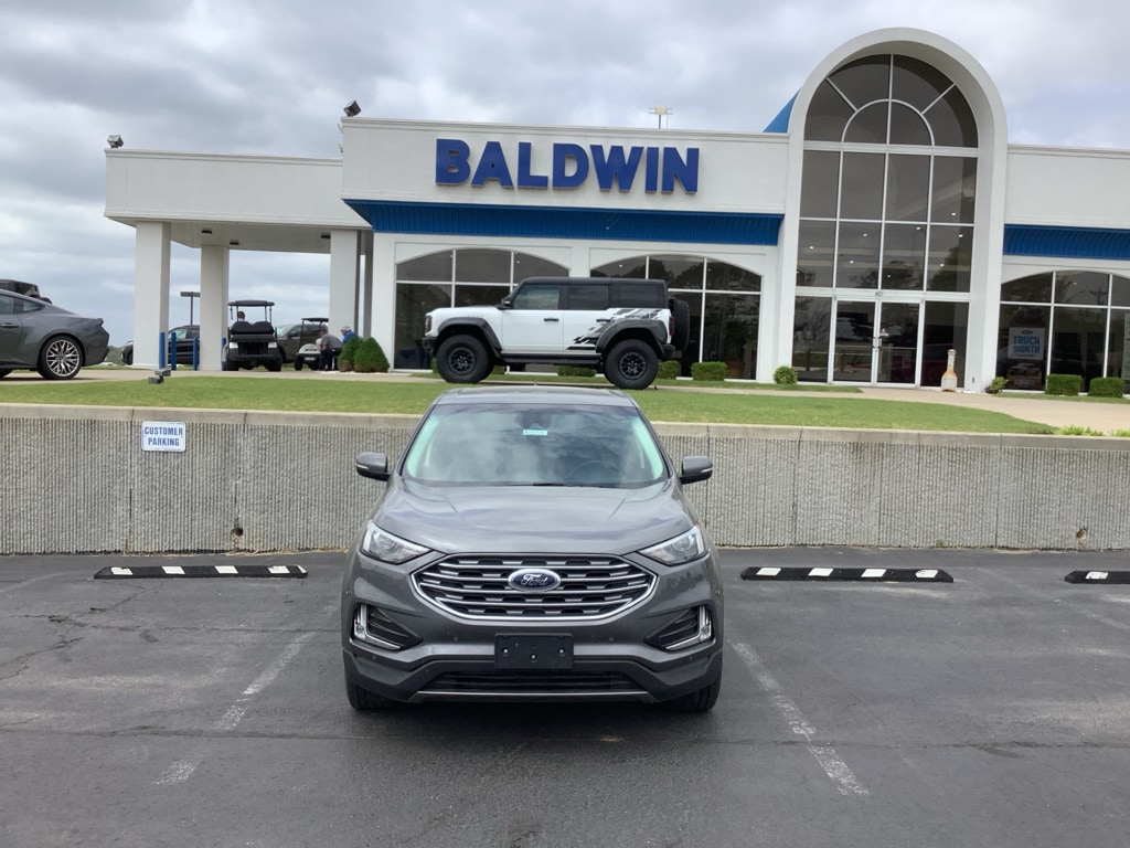 2023 Ford Edge Titanium
