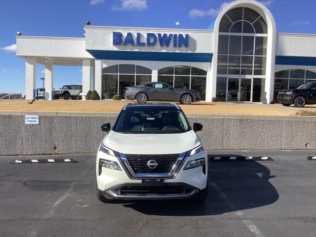 Used 2023 Nissan Rogue SL Sport Utility