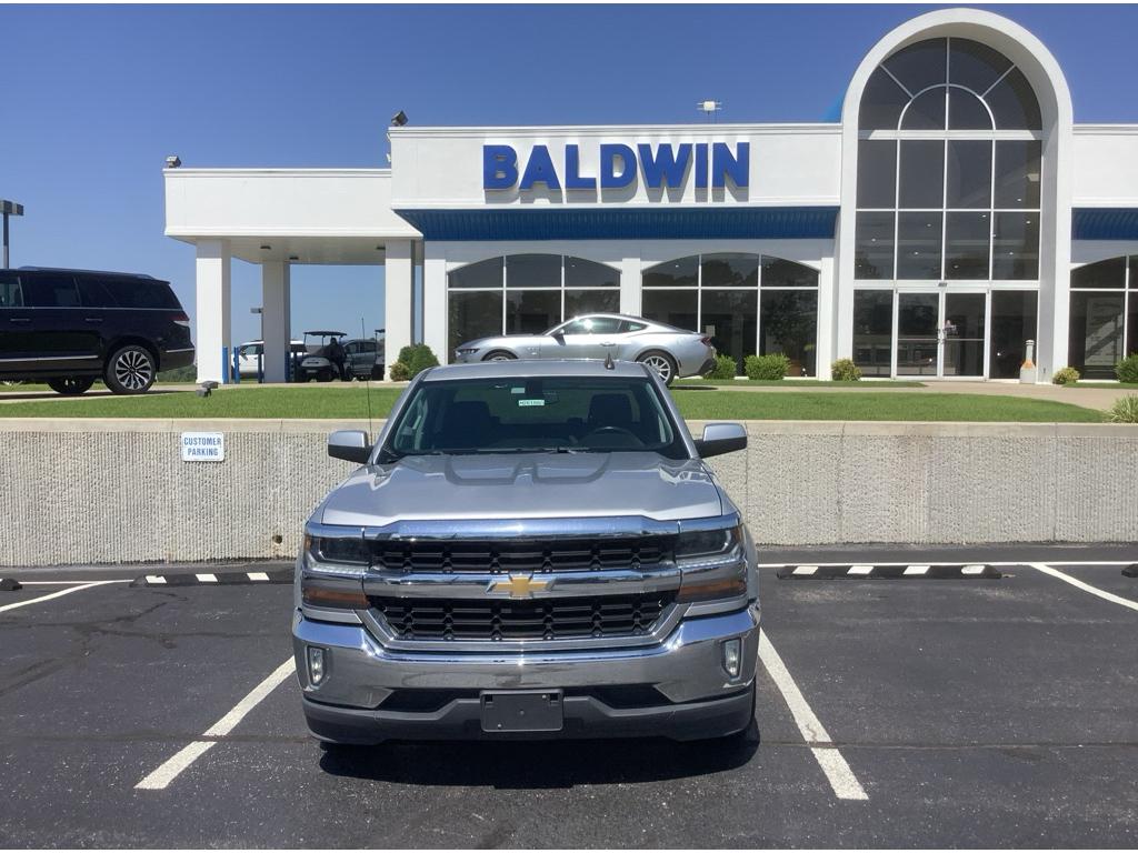 Used 2018 Chevrolet Silverado 1500 LT with VIN 3GCUCRER1JG305203 for sale in Poplar Bluff, MO