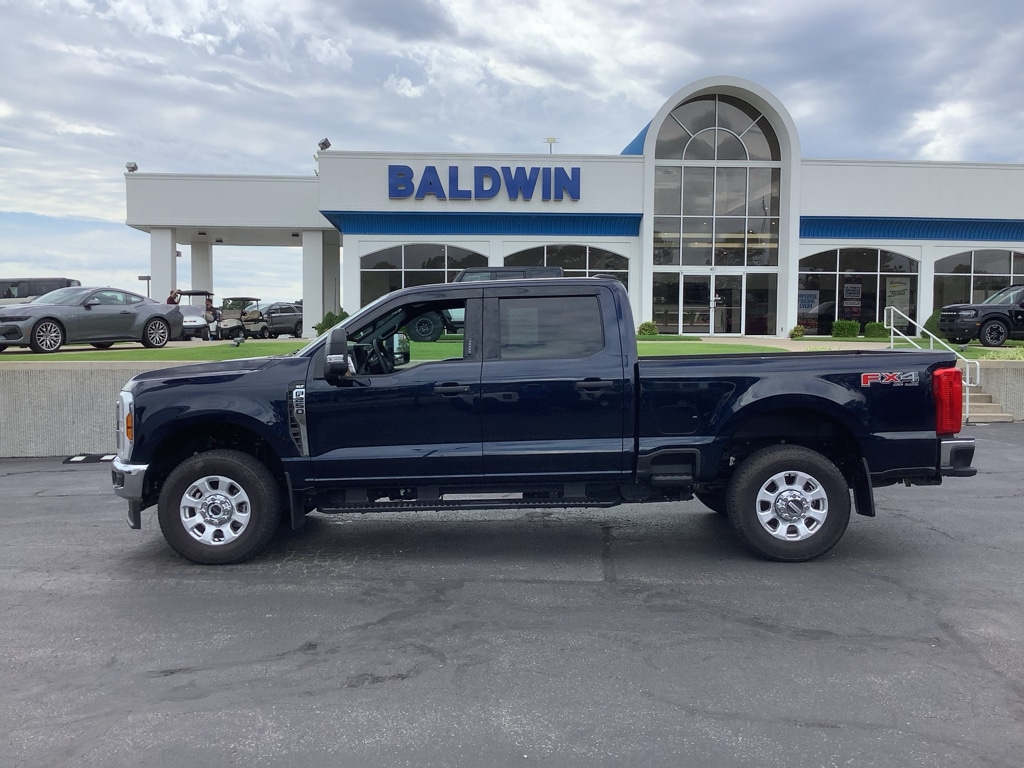 Used 2024 Ford F-250 XLT Crew Cab