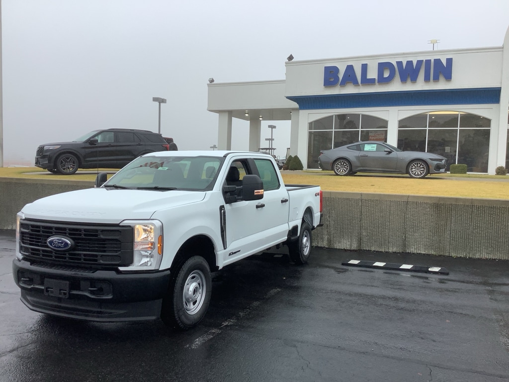 New 2026 Ford F-250 XL Truck Crew Cab