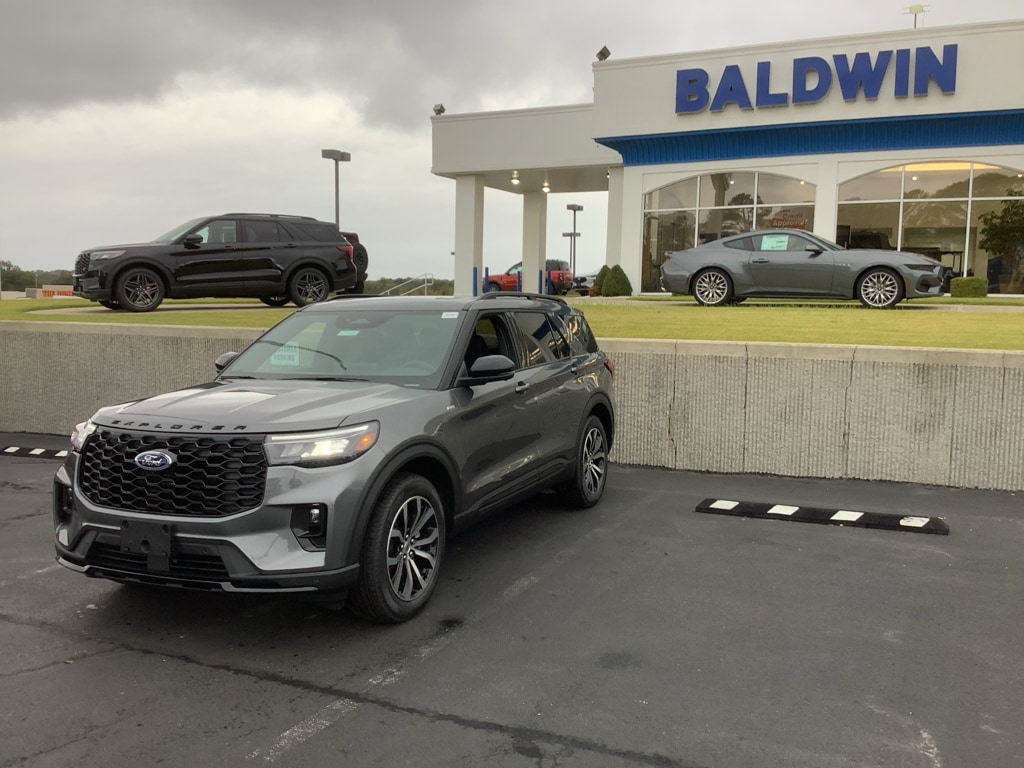 New 2026 Ford Explorer ST-Line SUV
