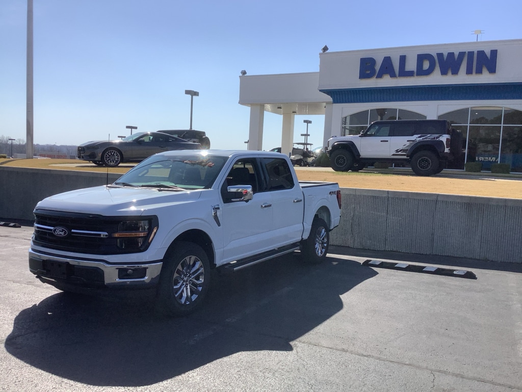 New 2026 Ford F-150 XLT Truck SuperCrew Cab