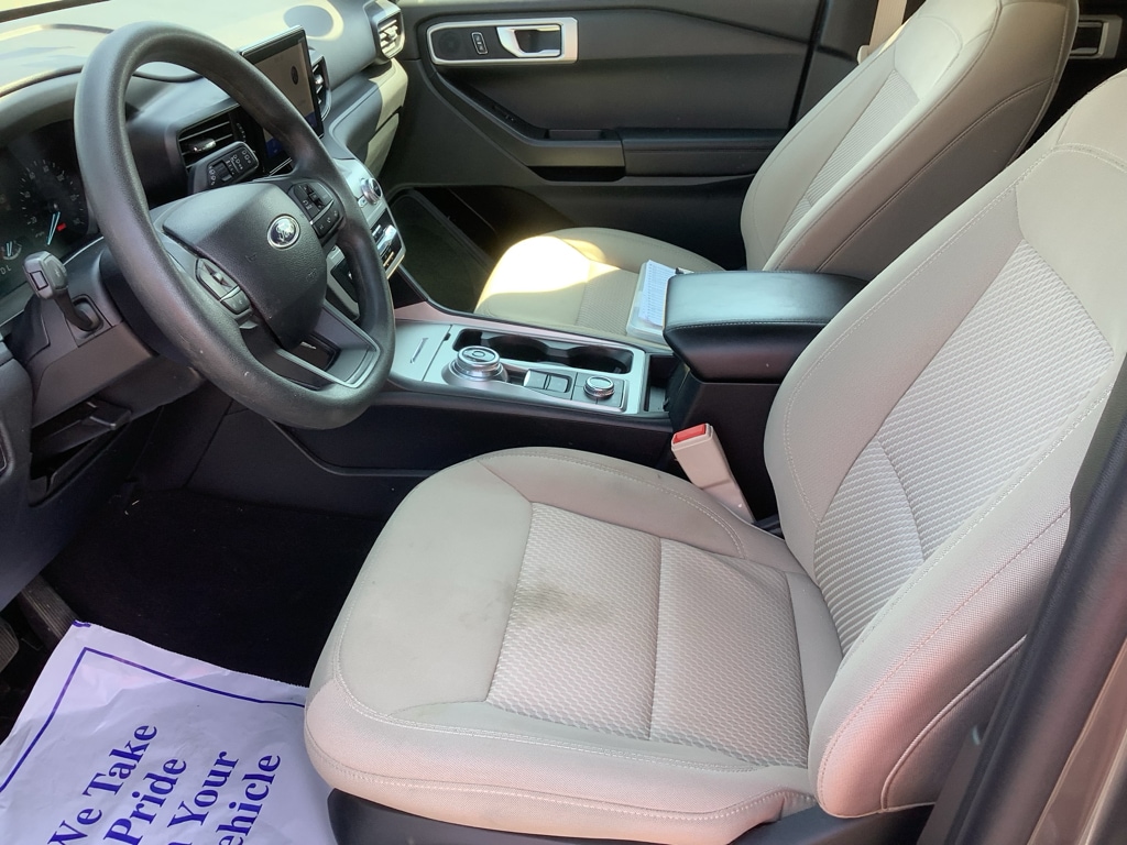 2023 Ford Explorer XLT - Photo 11