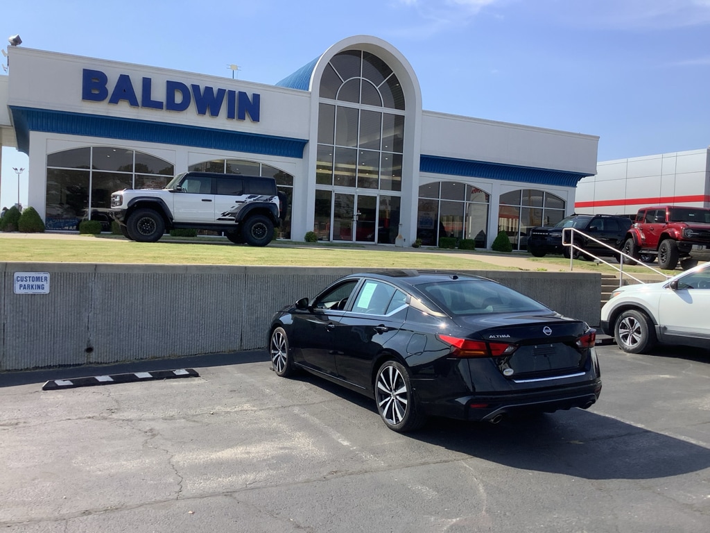 2021 Nissan Altima SR - Photo 30