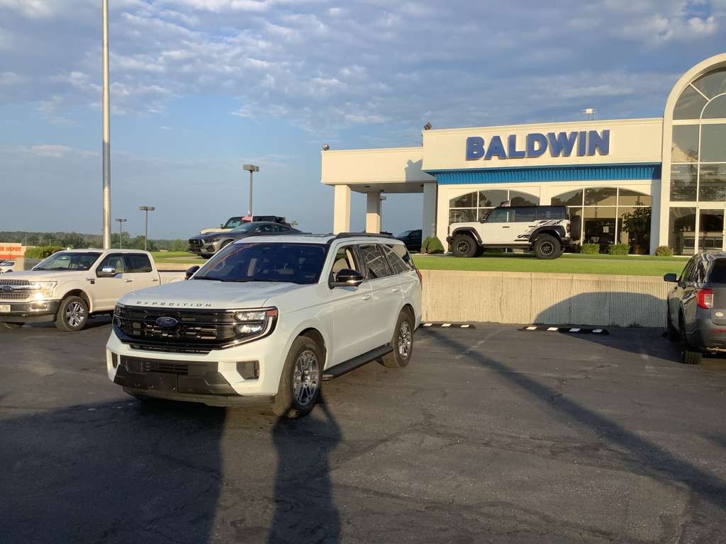 Used 2025 Ford Expedition Active Sport Utility