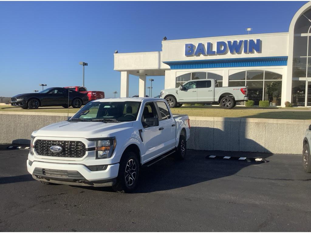 2023 Ford F-150 XL photo 3