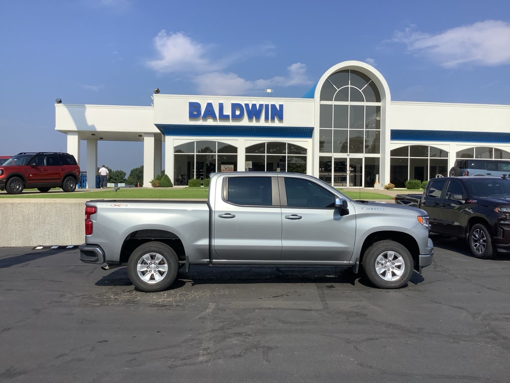 2025 Chevrolet Silverado 1500 LT - Photo 8