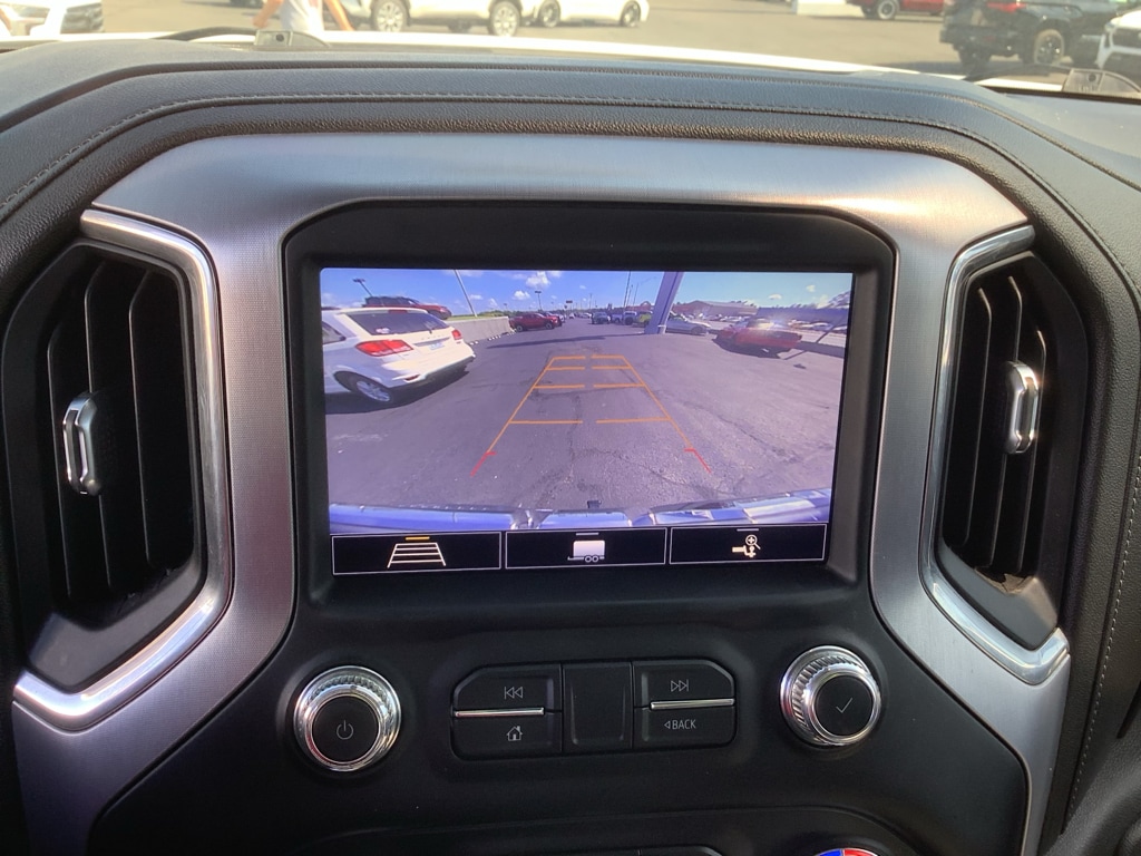 2020 GMC Sierra 1500 SLT - Photo 17