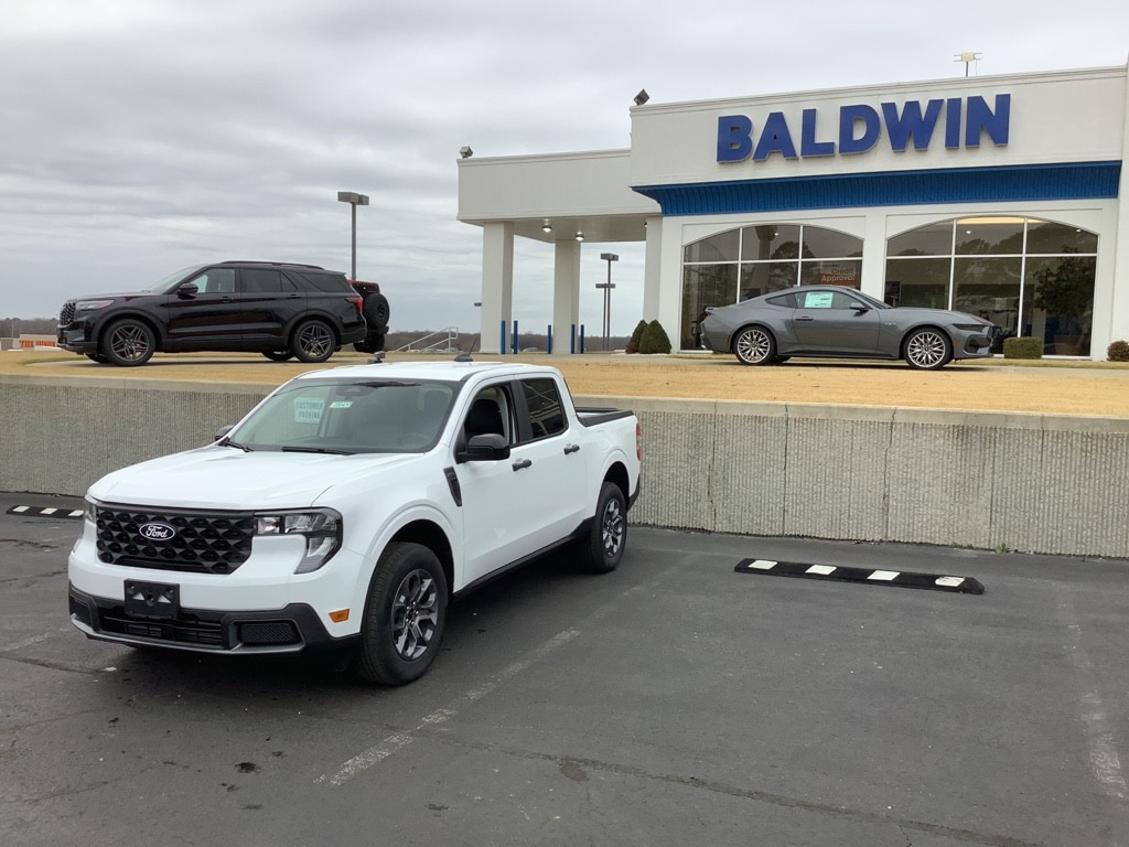 New 2026 Ford Maverick XLT Truck SuperCrew