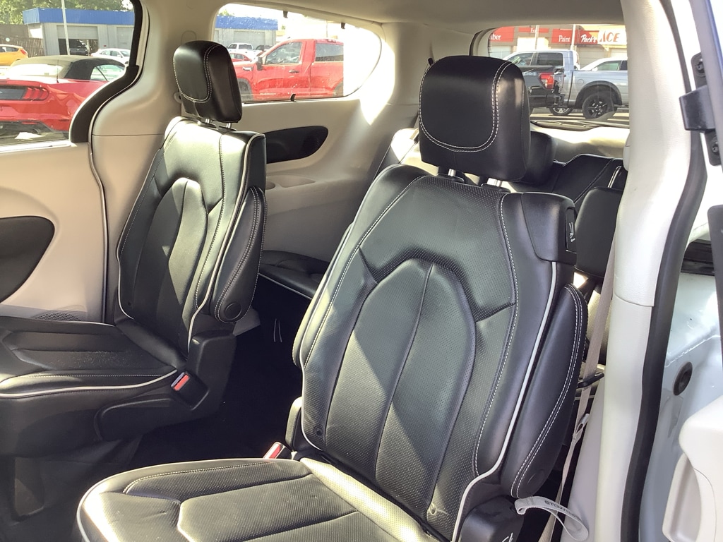 2023 Chrysler Pacifica Limited - Photo 11