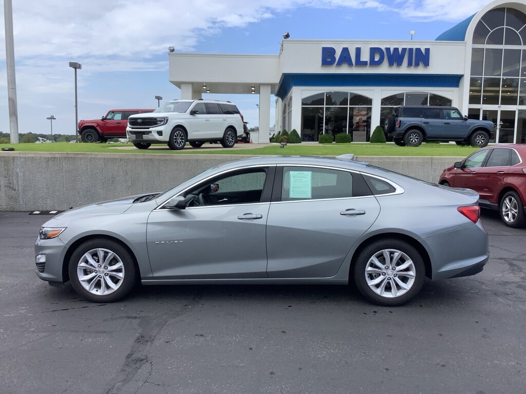 2023 Chevrolet Malibu 1LT photo 4
