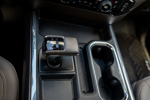 2024 Chevrolet Silverado 1500 LTZ - Photo 37