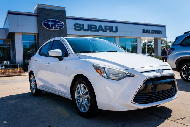 2017 Toyota Yaris iA Base