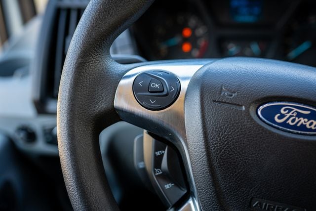 2016 Ford Transit Base - Photo 28
