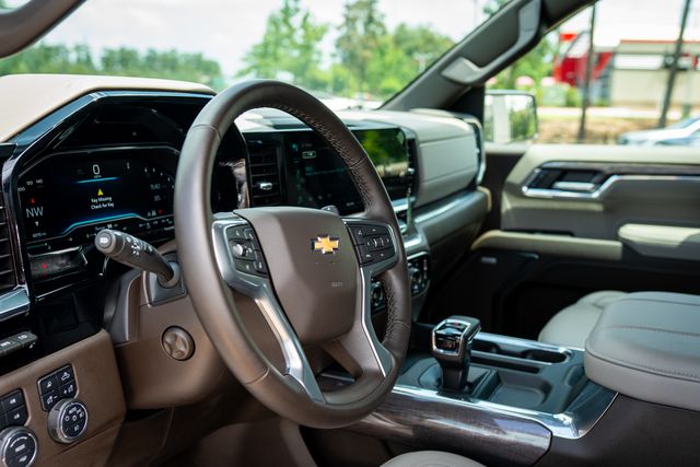 2024 Chevrolet Silverado 1500 LTZ - Photo 33