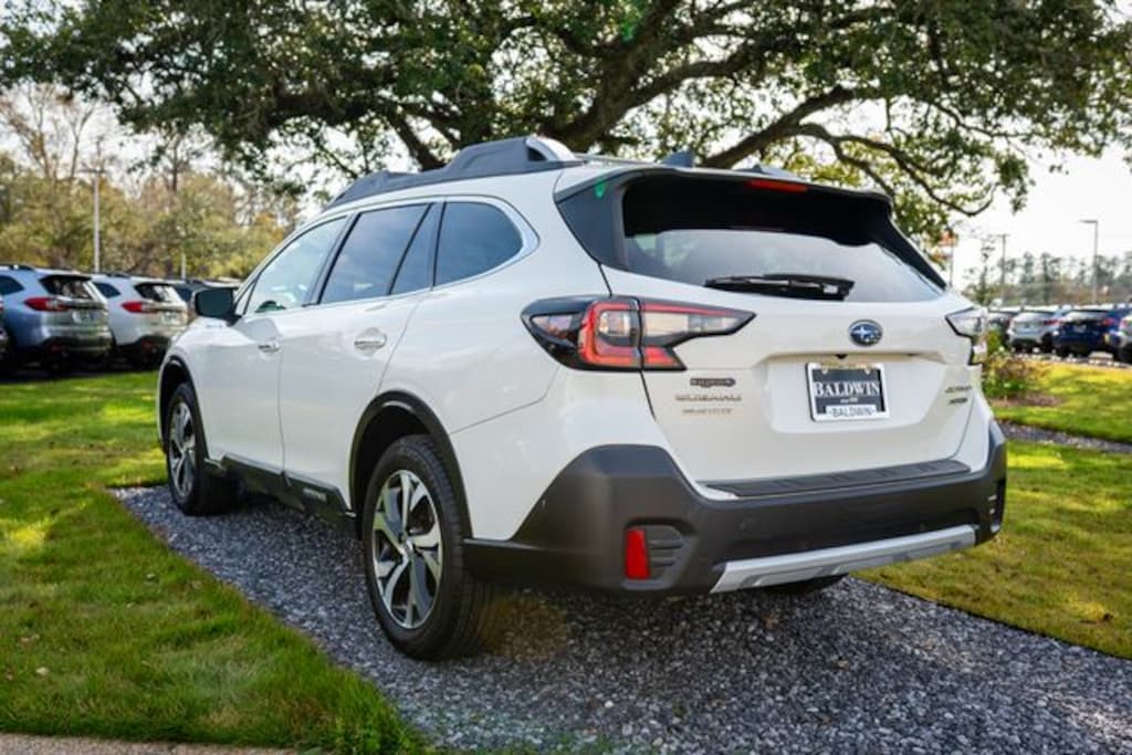 Used 2021 Subaru Outback Touring SUV