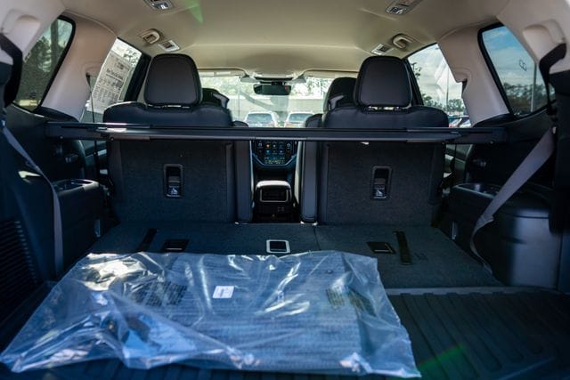 2026 Subaru Ascent Premium - Photo 19