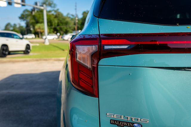 2024 Kia Seltos SX - Photo 16