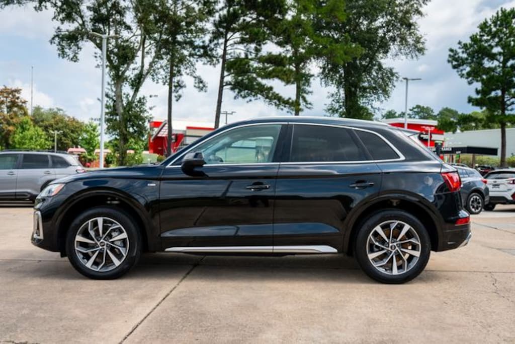 Used 2024 Audi Q5 45 S Line Premium