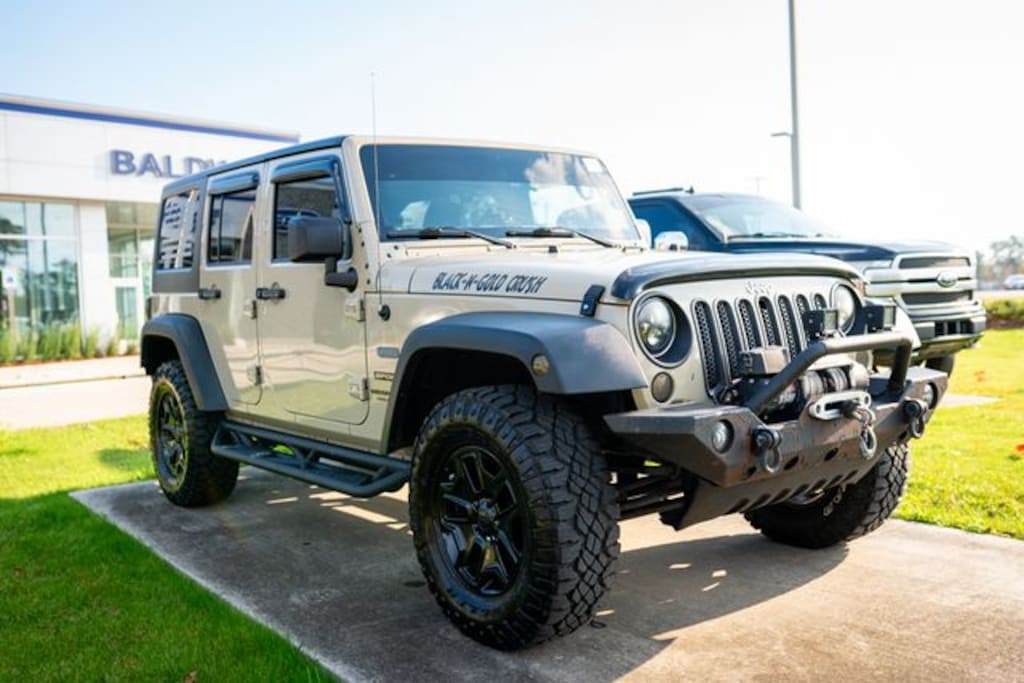 Used 2017 Jeep Wrangler Unlimited Sport SUV